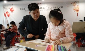 城事）品书画、赏化石 这场展览很有趣